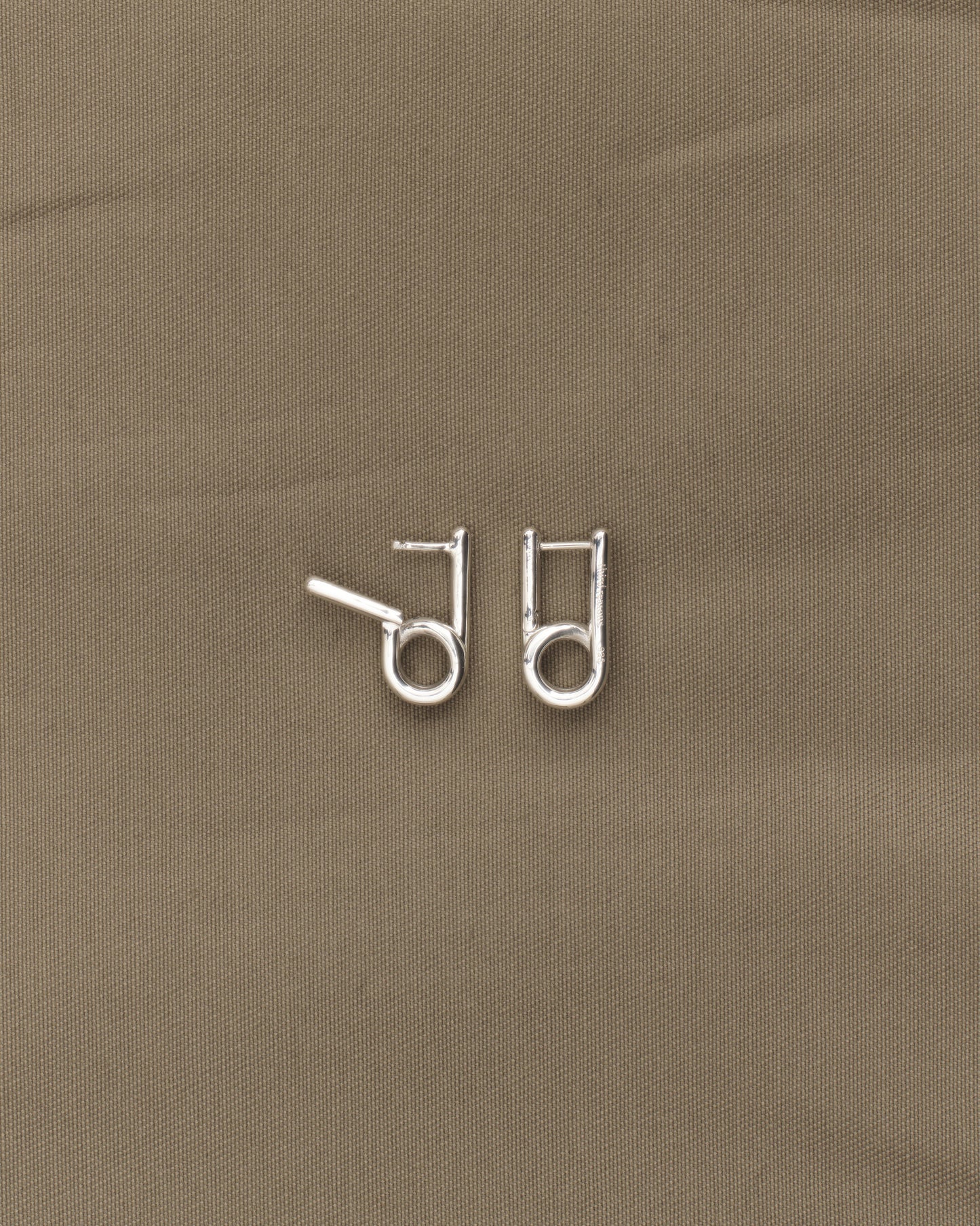 Minimalist Pin Earring