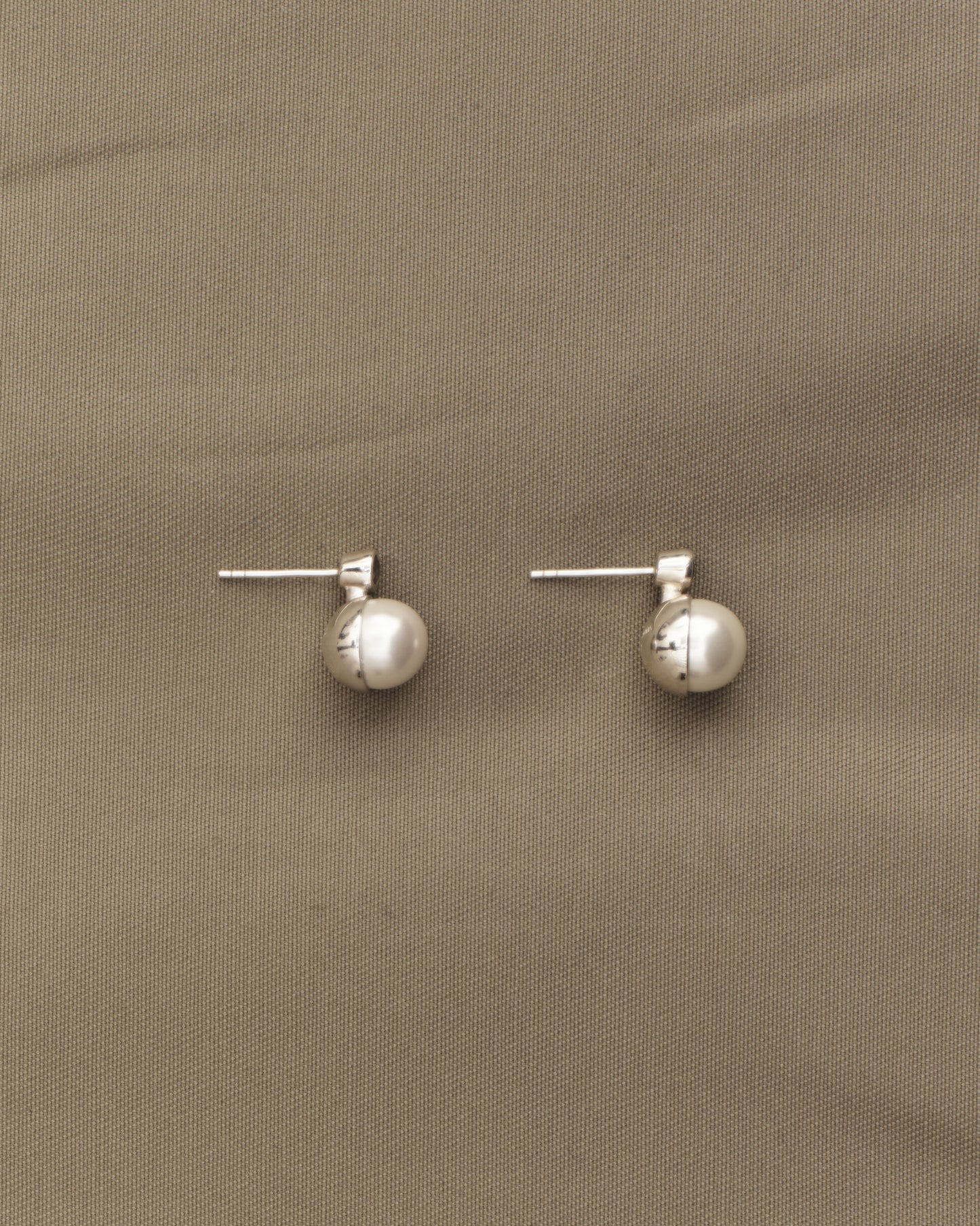 Small Ivory Spheres