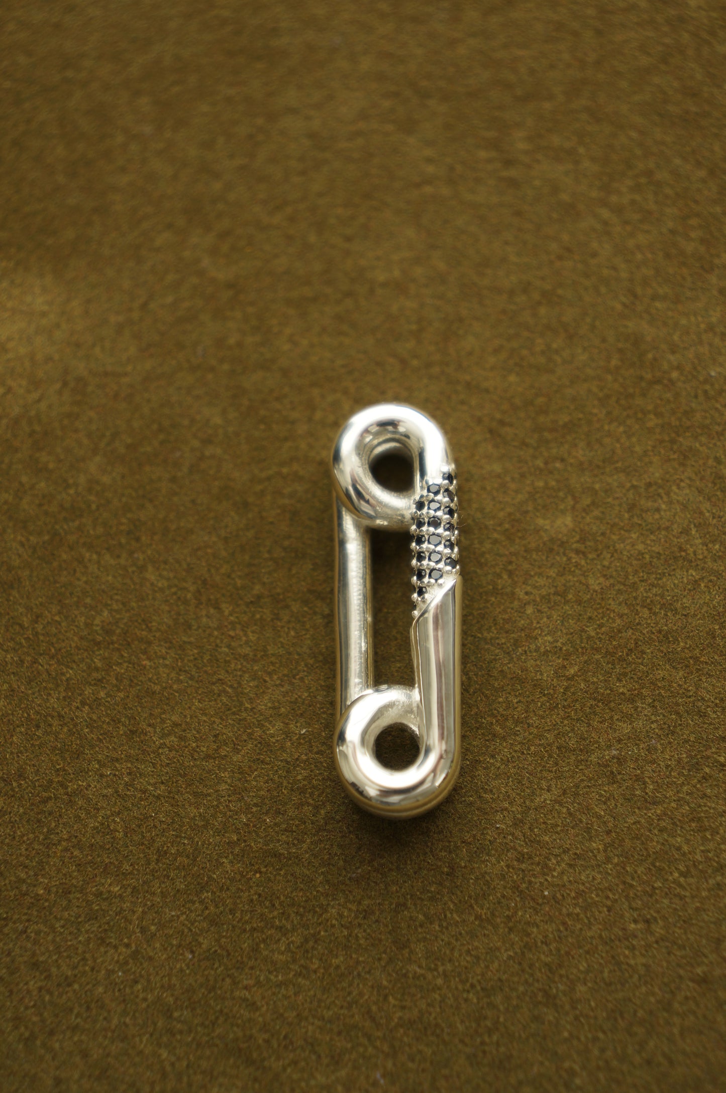 3リッジネックレス