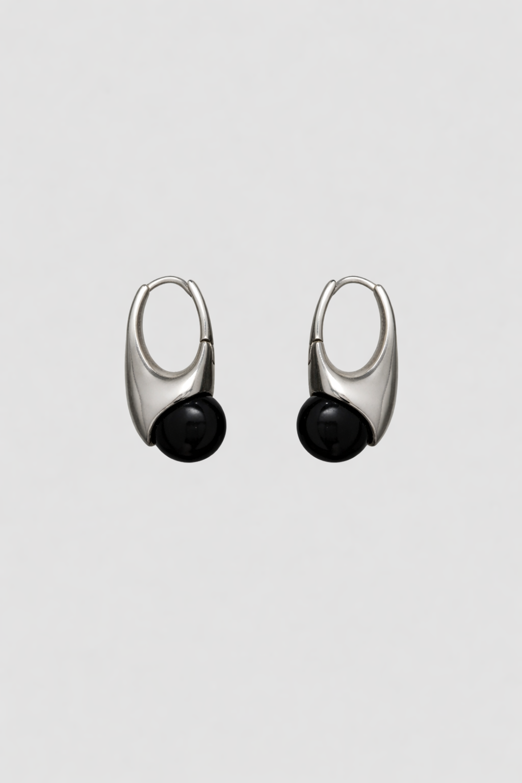 Lobster Earring With Onyx